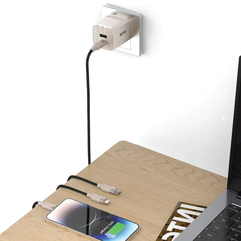 PAWA Retro 25W PD+QC UK Charger With USB-C to Lightning Cable Titanium